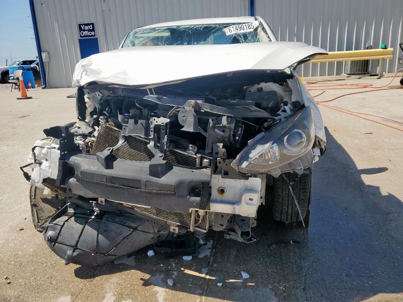  MAZDA 3 2016 Biały