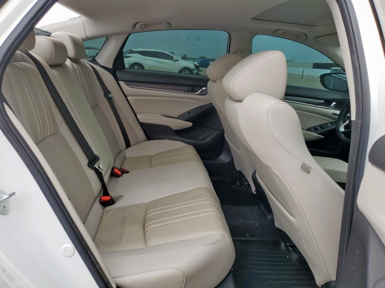 2022 Honda Accord Touring VIN: 1HGCV2F97NA009801 Lot: 61855215