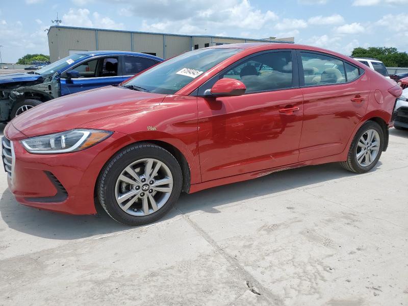  HYUNDAI ELANTRA 2017 Красный