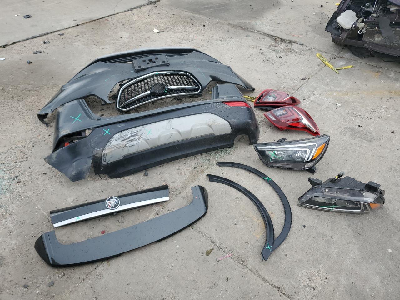 2018 Buick Encore Preferred Ii VIN: KL4CJFSB2JB559755 Lot: 62701195