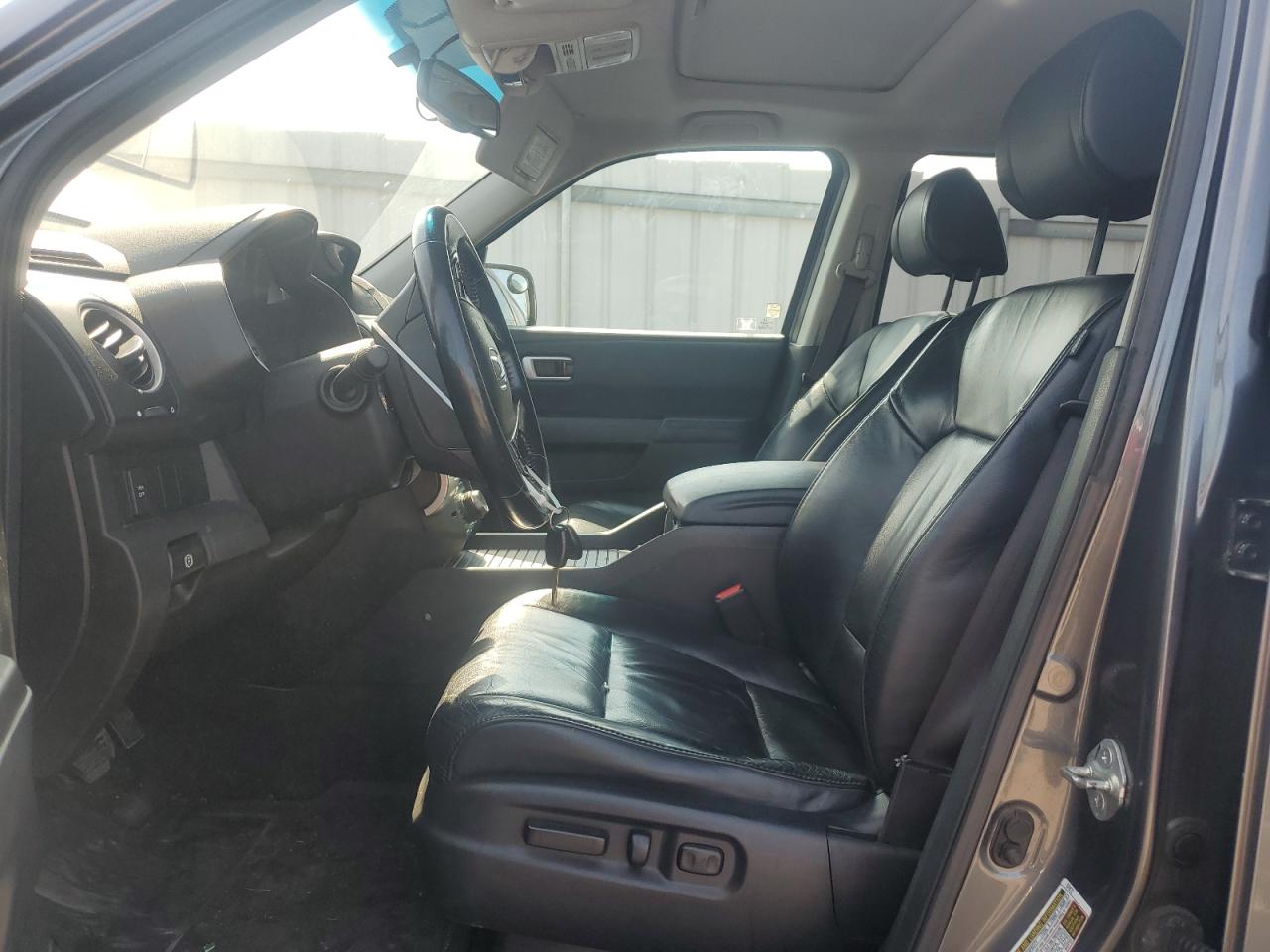 2011 Honda Pilot Exln VIN: 5FNYF4H74BB070650 Lot: 62139855