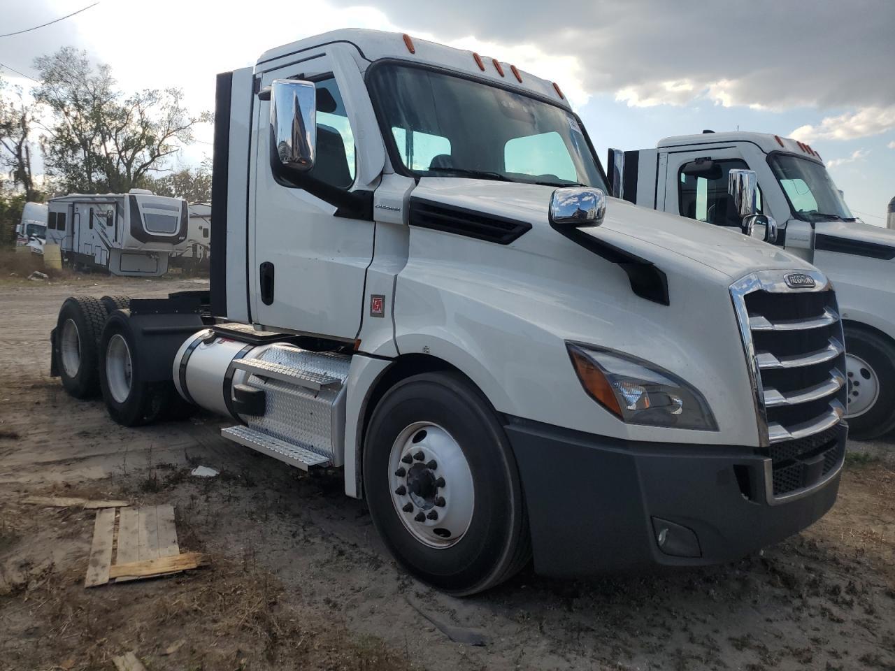 2024 Freightliner Cascadia 126 zu verkaufen in Riverview, FL - Water/Flood