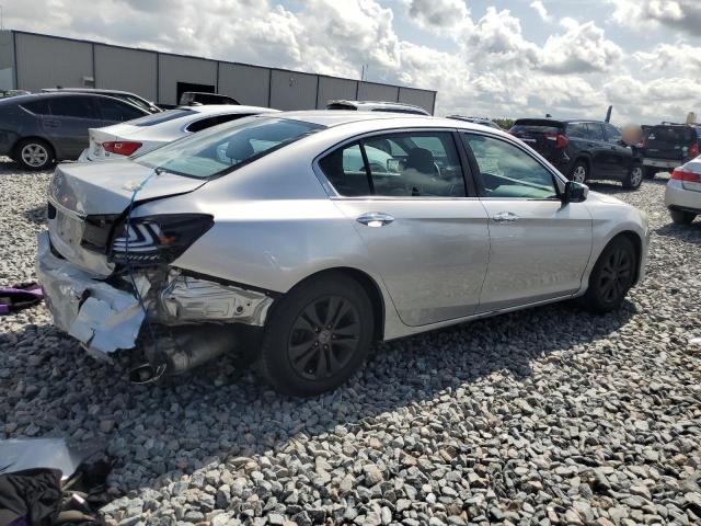 Sedans HONDA ACCORD 2014 Srebrny