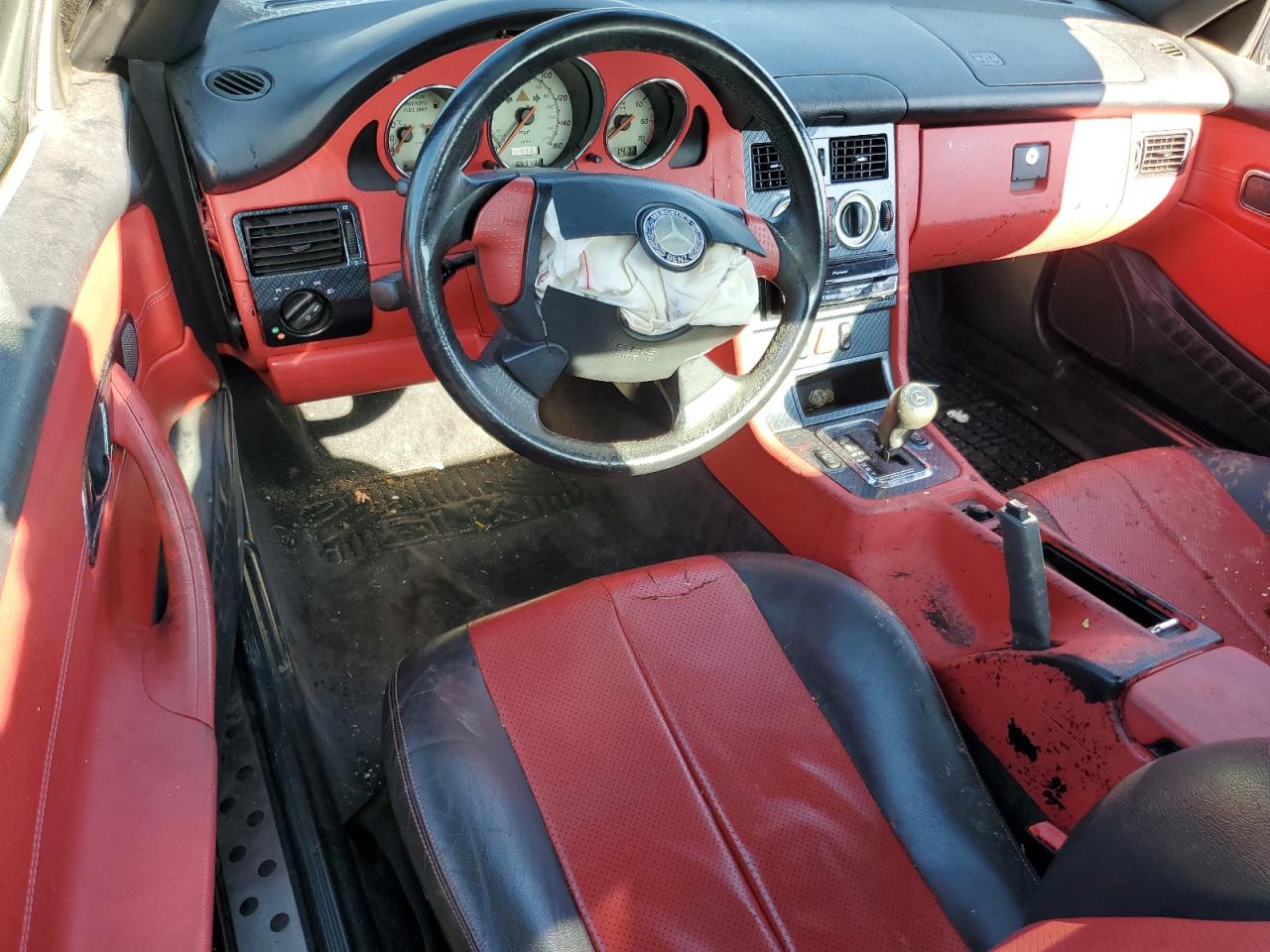 1998 Mercedes-Benz Slk 230 Kompressor VIN: WDBKK47F0WF019432 Lot: 60892305