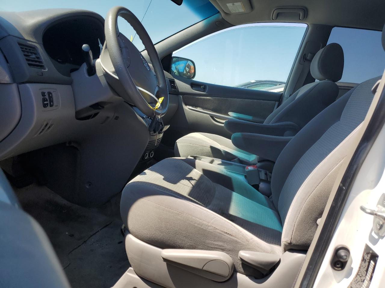 2007 Toyota Sienna Ce VIN: 5TDZK23C57S042500 Lot: 62924995