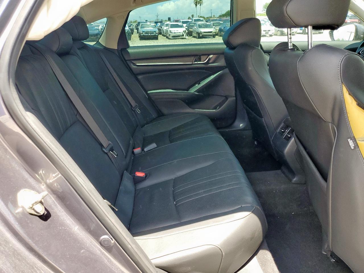 HONDA ACCORD 2019 VIN 1HGCV1F55KA002171 фото 10