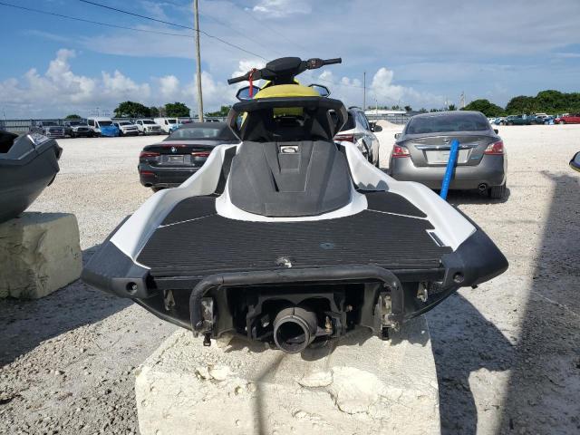 2021 YAMAHA VX  