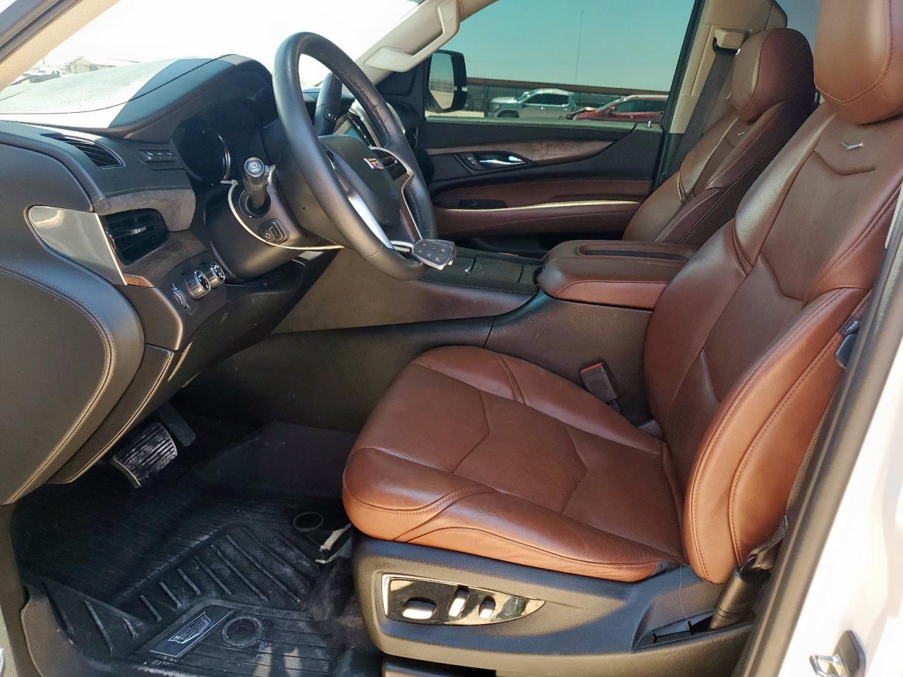 2018 Cadillac Escalade Premium Luxury VIN: 1GYS4CKJ0JR110011 Lot: 60638005