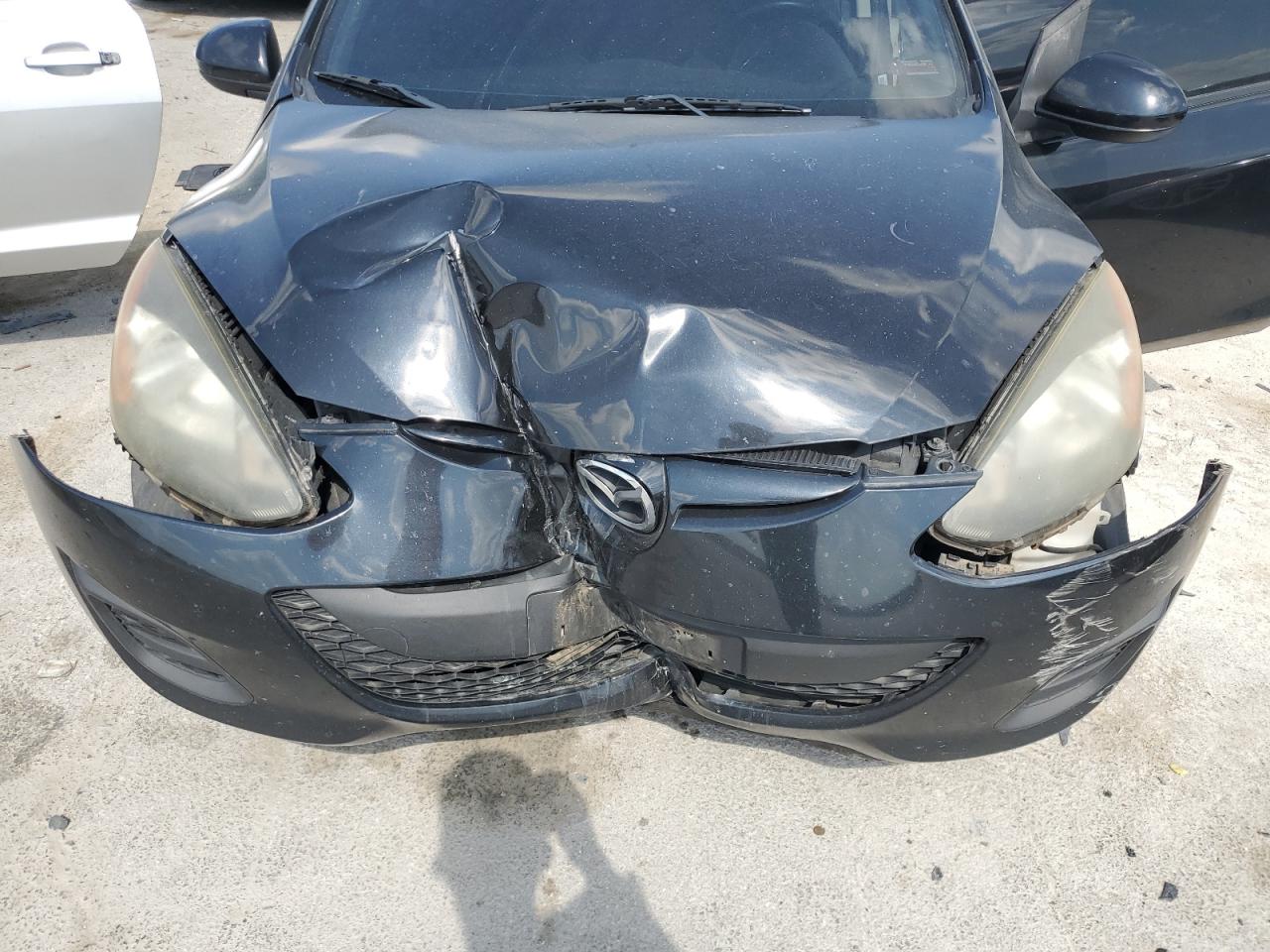 2014 Mazda Mazda2 Sport VIN: JM1DE1KZ2E0182635 Lot: 62562345