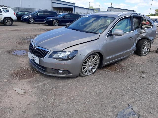 SKODA SUPERB ELE 2015