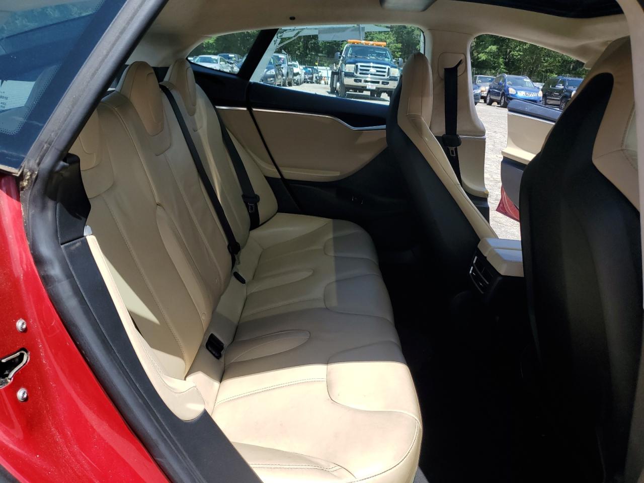 2013 Tesla Model S VIN: 5YJSA1CN6DFP20929 Lot: 61143855