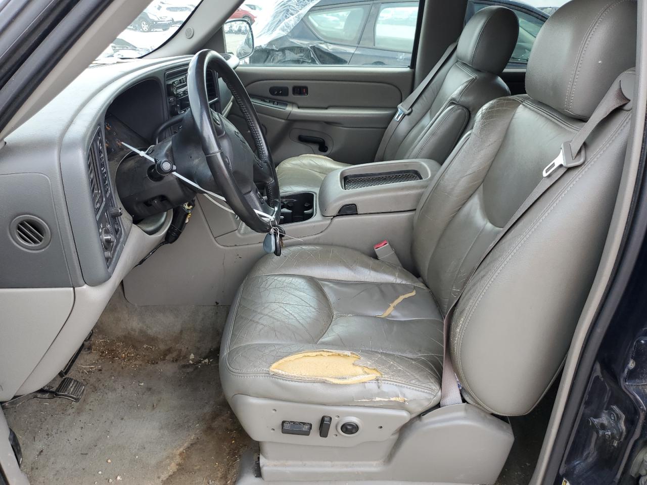 2004 Chevrolet Suburban K1500 VIN: 1GNFK16Z24J152692 Lot: 61470705
