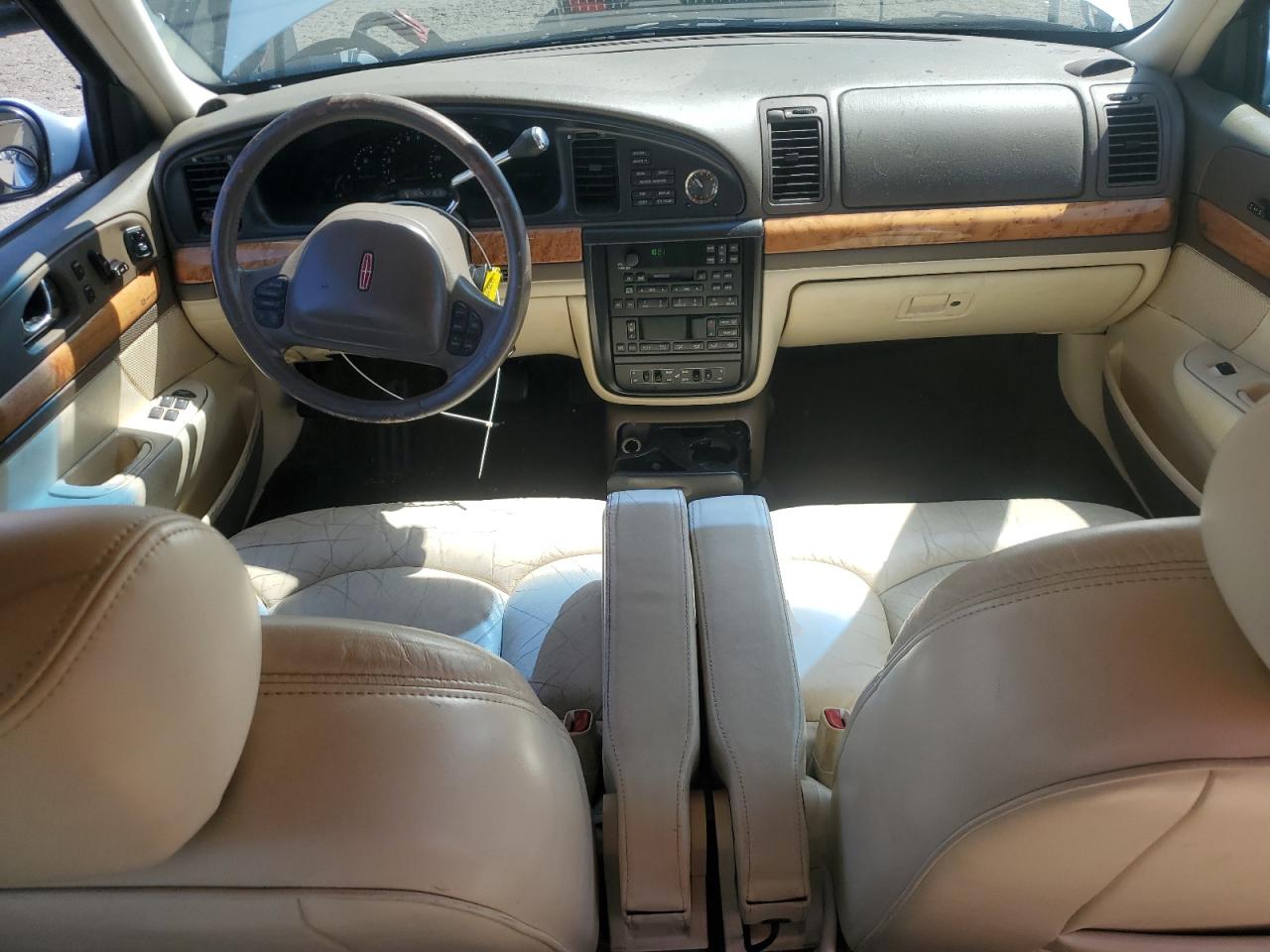 1998 Lincoln Continental VIN: 1LNFM97V3WY664495 Lot: 62292615