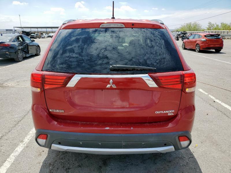  MITSUBISHI OUTLANDER 2016 Red