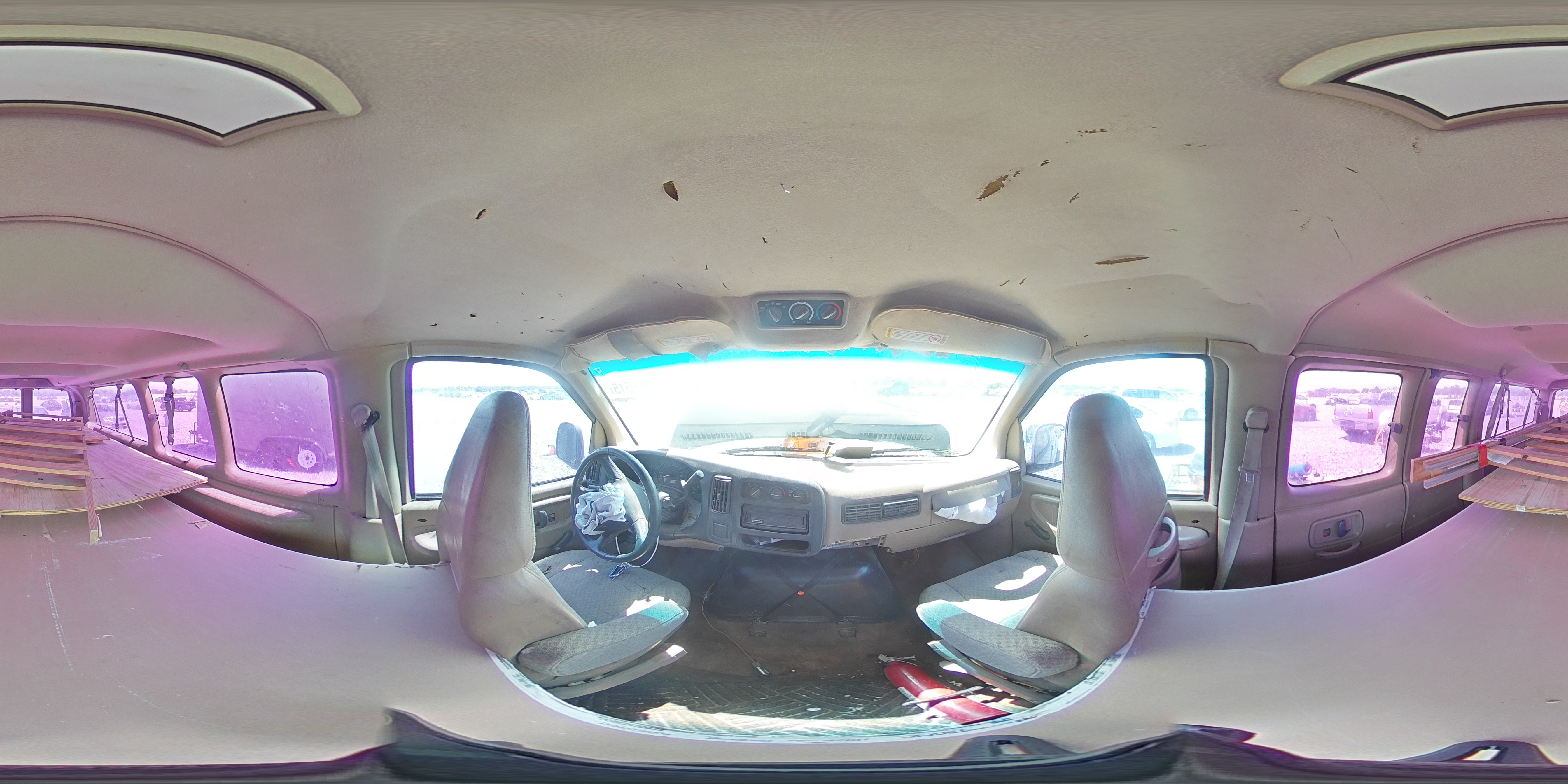 2000 Chevrolet Express G3500 VIN: 1GAHG39R4Y1126815 Lot: 59855515