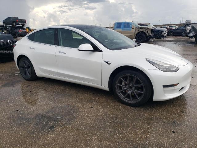  TESLA MODEL 3 2020 Biały