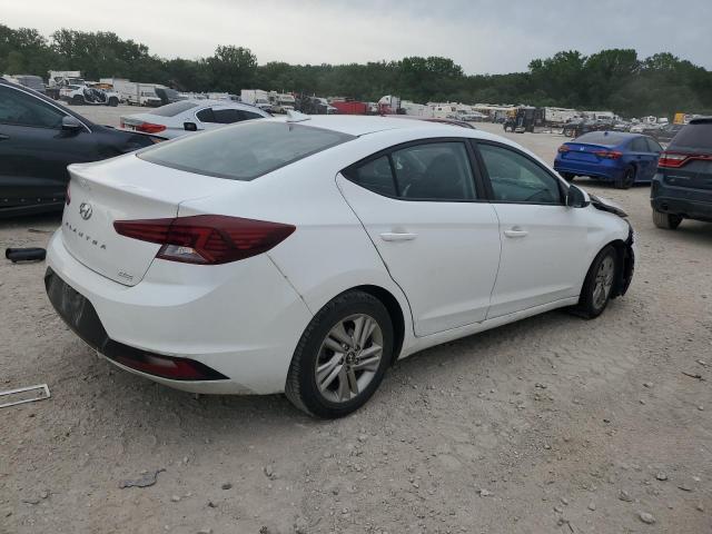  HYUNDAI ELANTRA 2019 Белы
