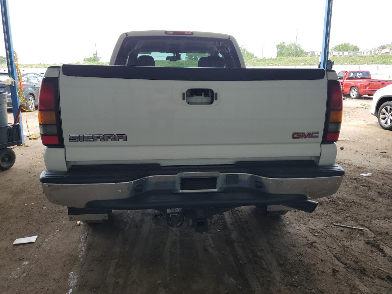 2004 GMC Sierra K2500 Heavy Duty VIN: 1GTHK29234E391425 Lot: 60551195