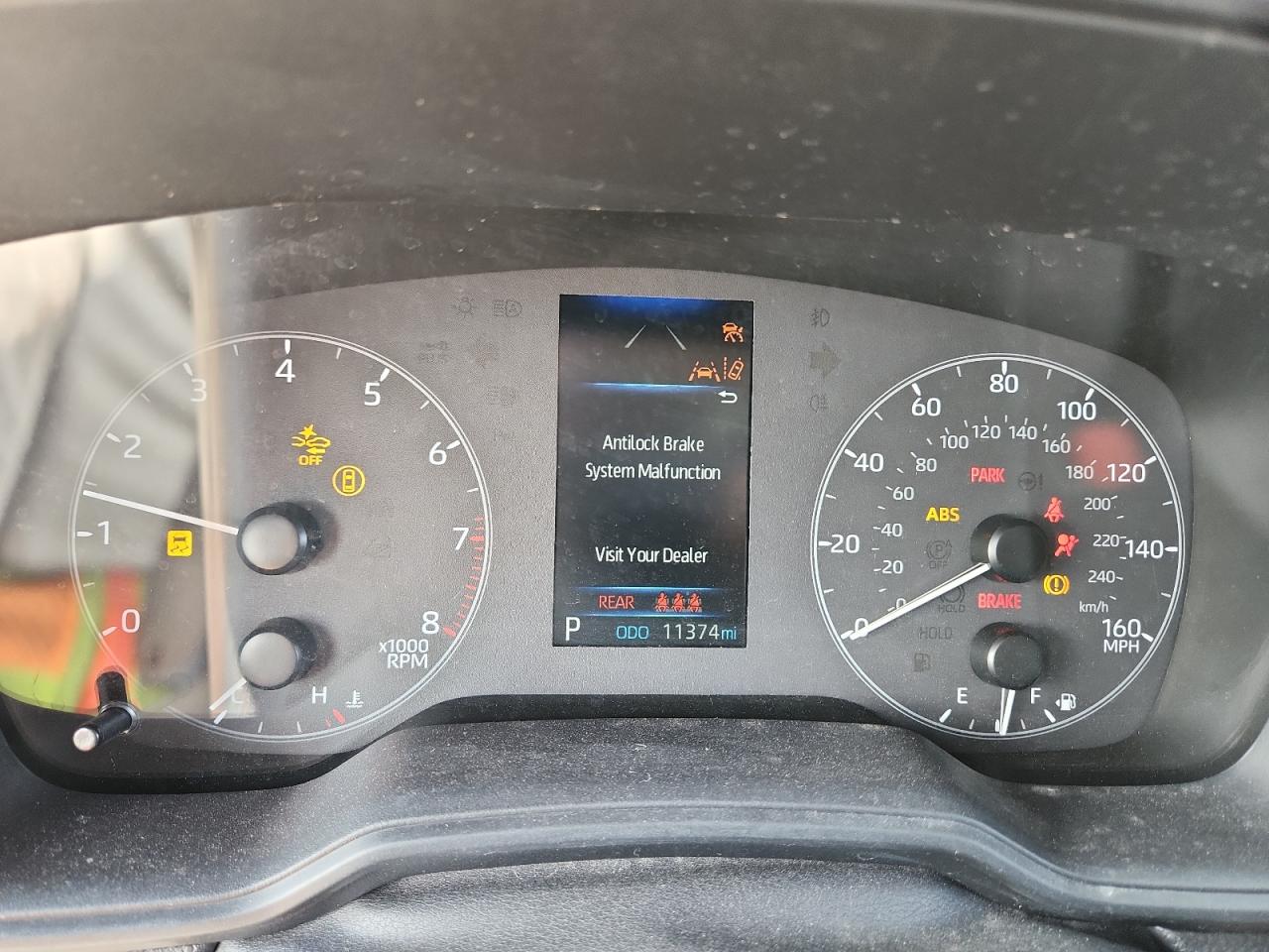 2024 Toyota Corolla Cross Le VIN: 7MUBAABG3RV097555 Lot: 61325445