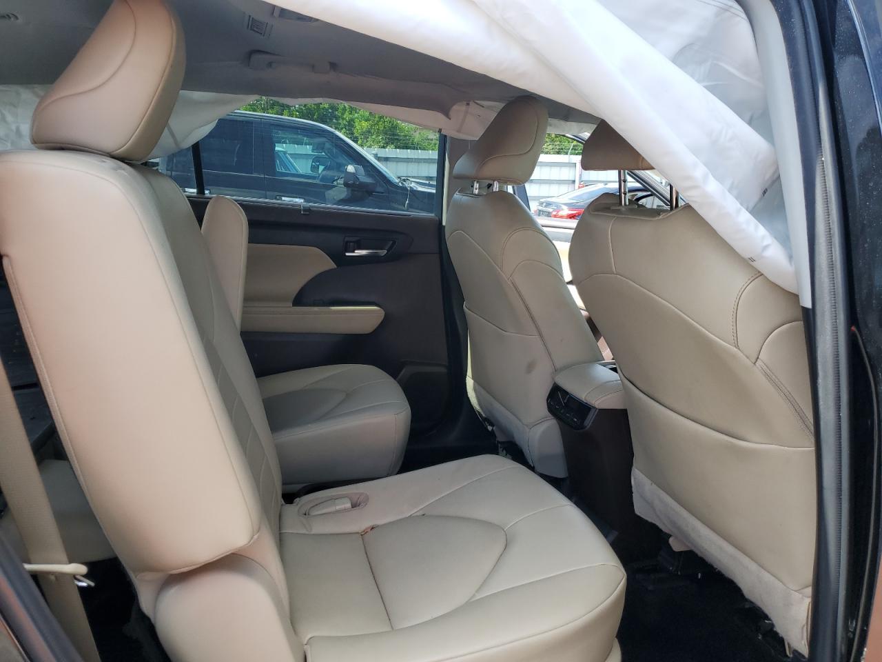 2022 Toyota Highlander Xle VIN: 5TDGZRAH8NS552816 Lot: 60997405
