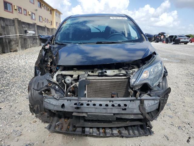  NISSAN VERSA 2017 Czarny