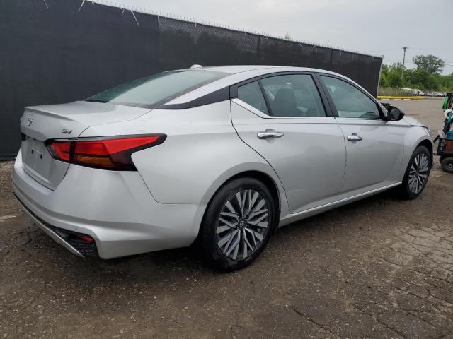 NISSAN ALTIMA 2024 Silver
