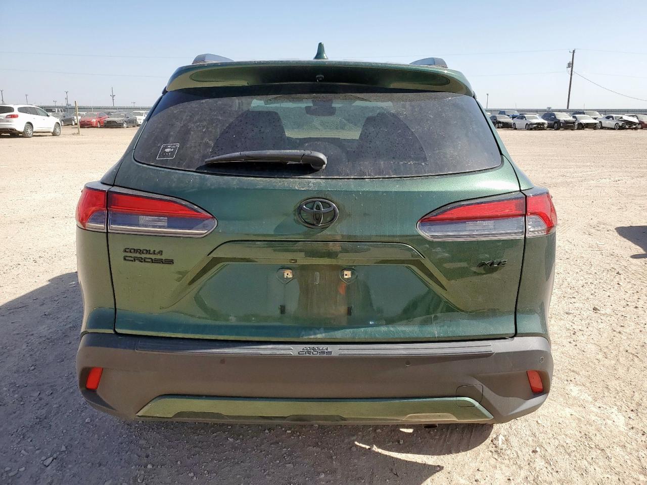 2022 Toyota Corolla Cross Xle VIN: 7MUEAAAG1NV024645 Lot: 61850345