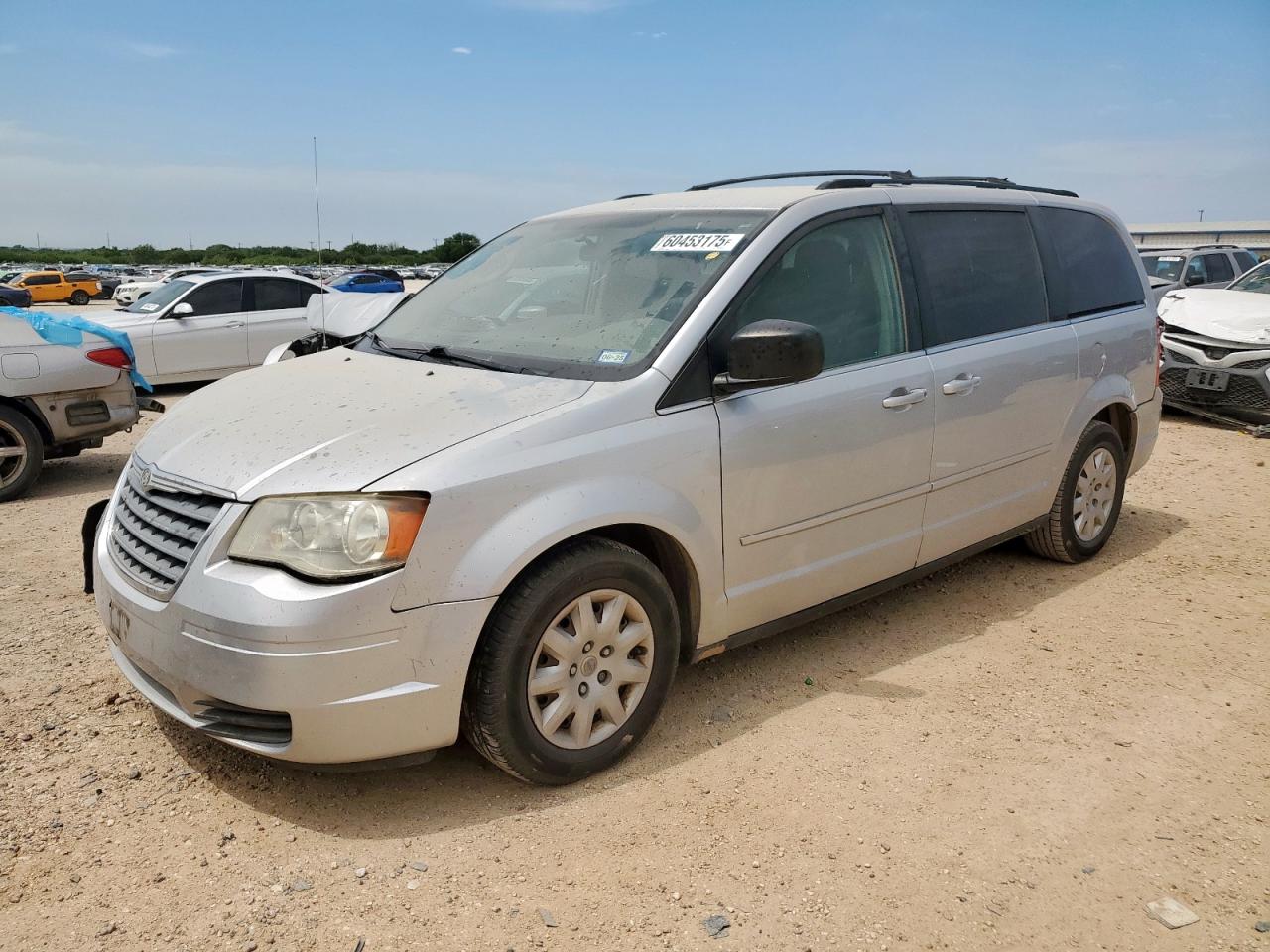 2009 Chrysler Town & Country Lx na sprzedaż w San Antonio, TX - Front End