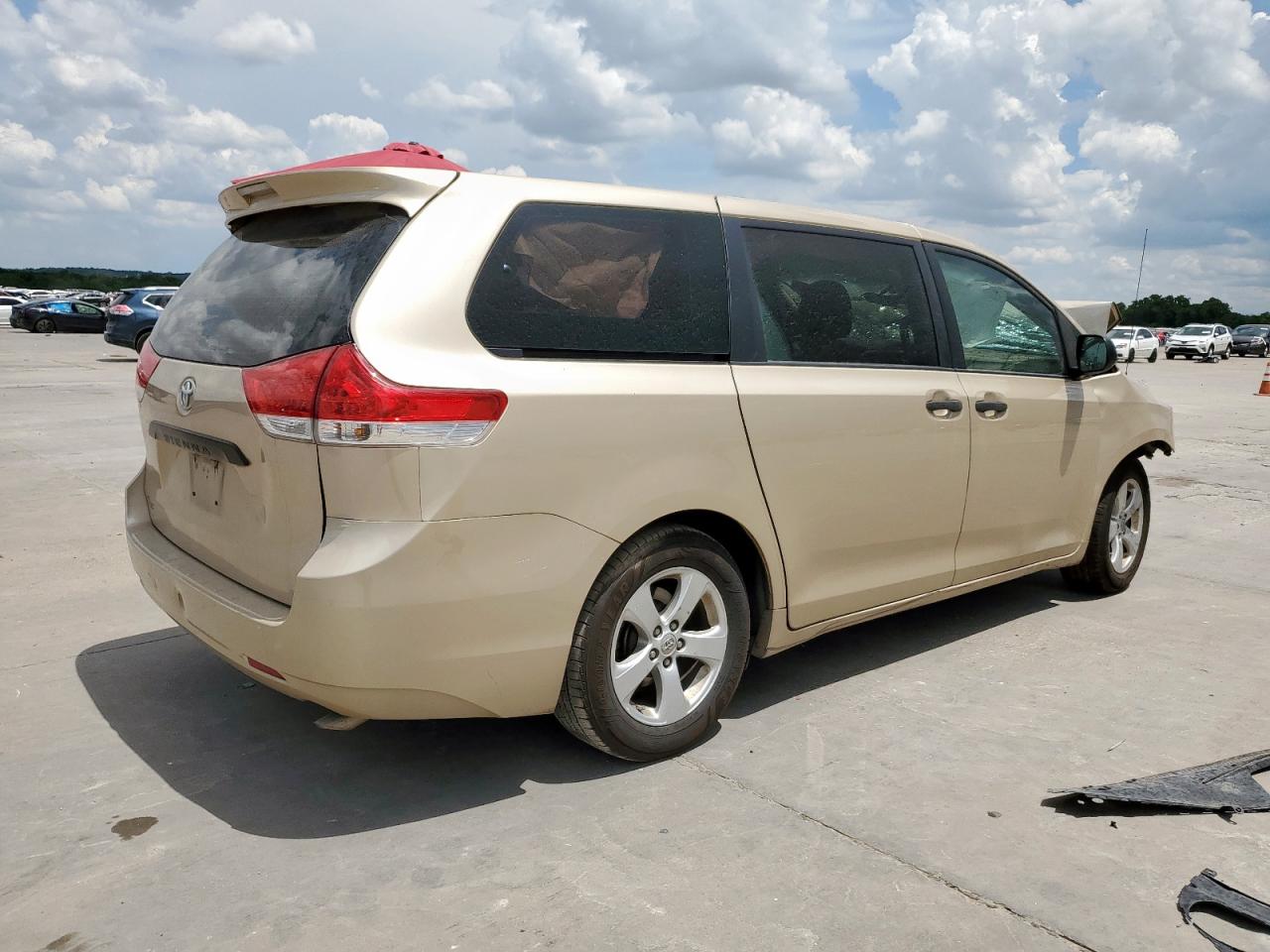 TOYOTA All Models 2014 VIN 5TDZK3DC7ES469663 фото 3