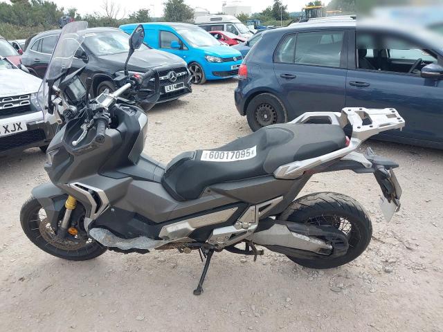 2018 HONDA ADV 750-J