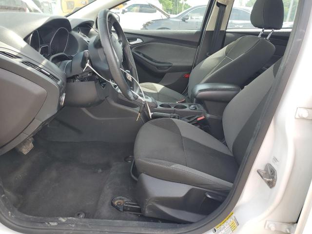 Седани FORD FOCUS 2014 Білий