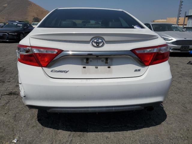  TOYOTA CAMRY 2016 White
