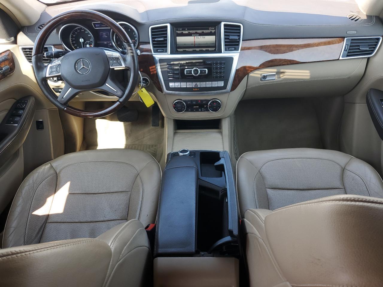 2013 Mercedes-Benz Ml 550 4Matic VIN: 4JGDA7DB8DA198390 Lot: 62422525