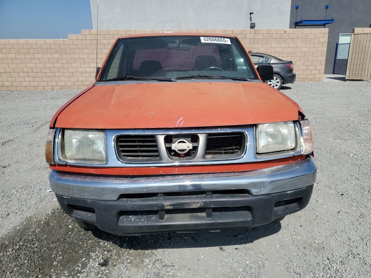 NISSAN FRONTIER 1998 VIN 1N6DD26S4WC389899 zdjęcie 5