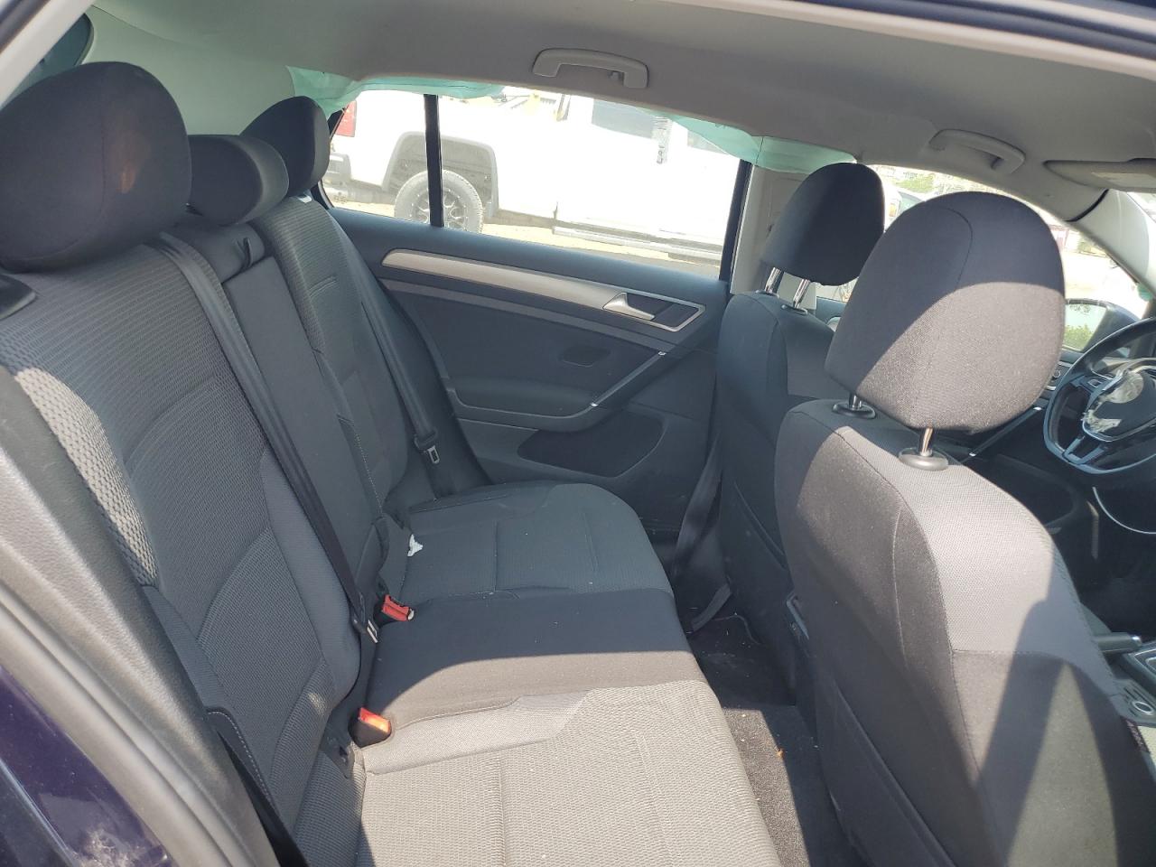 2015 Volkswagen Golf VIN: 3VW217AU0FM025869 Lot: 59389285