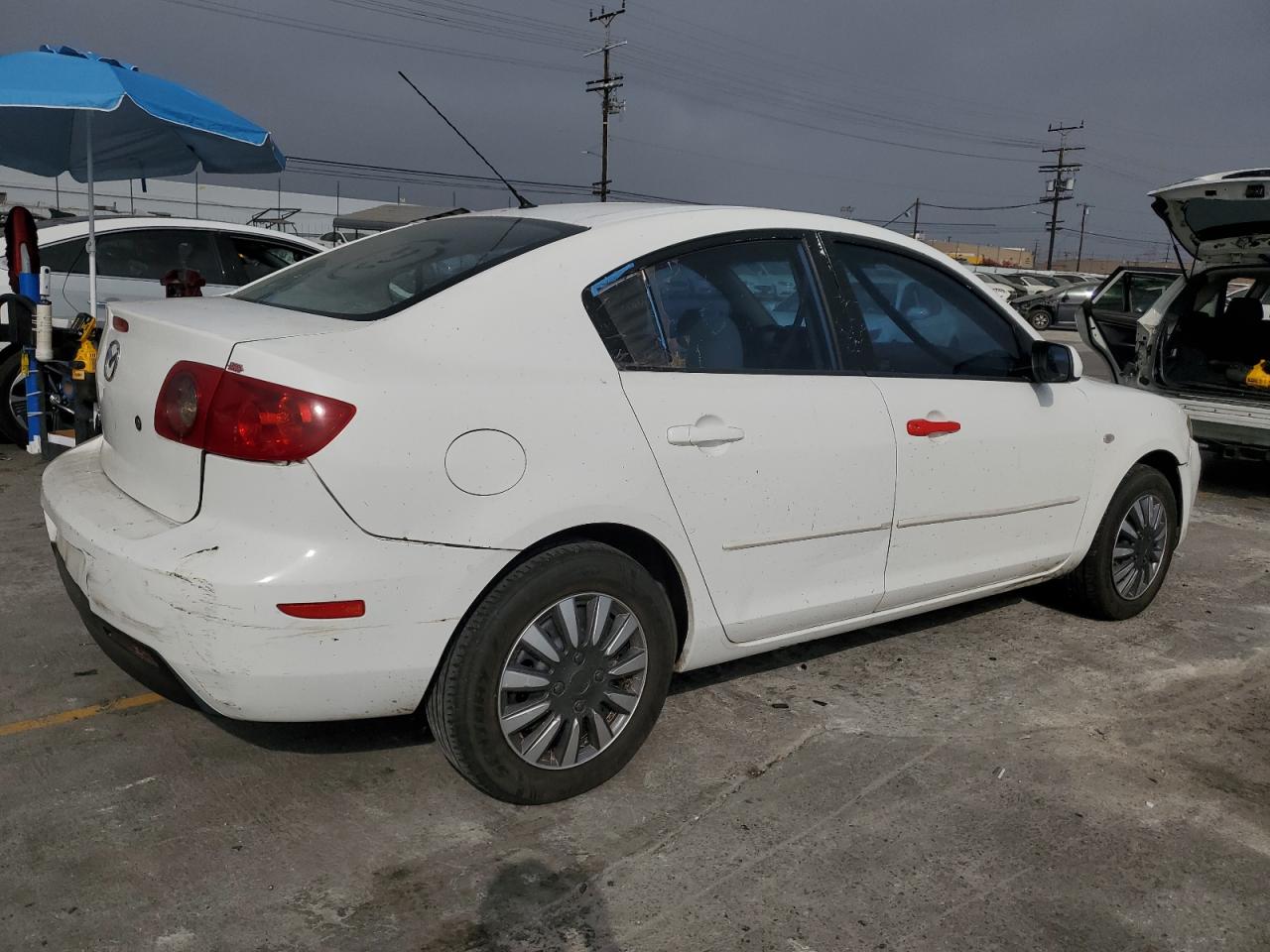 MAZDA 3 2004 VIN JM1BK12F141165338 фото 3
