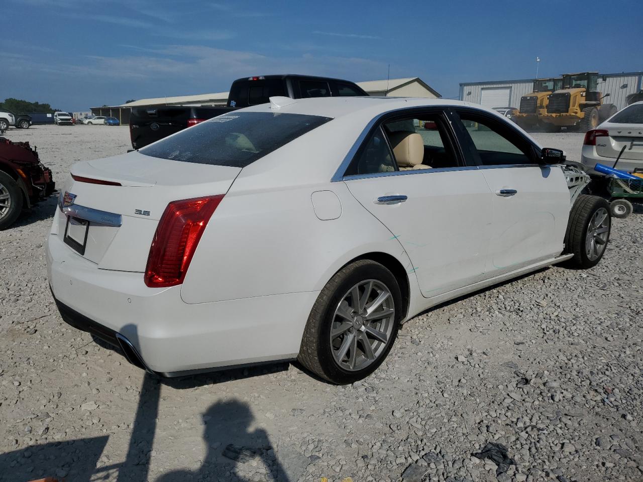 CADILLAC CTS 2019 VIN 1G6AX5SS2K0135241 фото 3