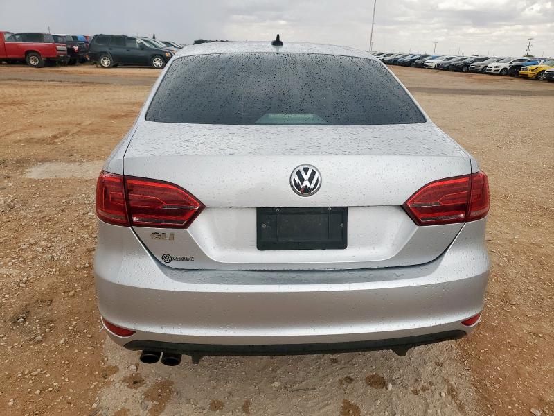  VOLKSWAGEN JETTA 2014 Srebrny