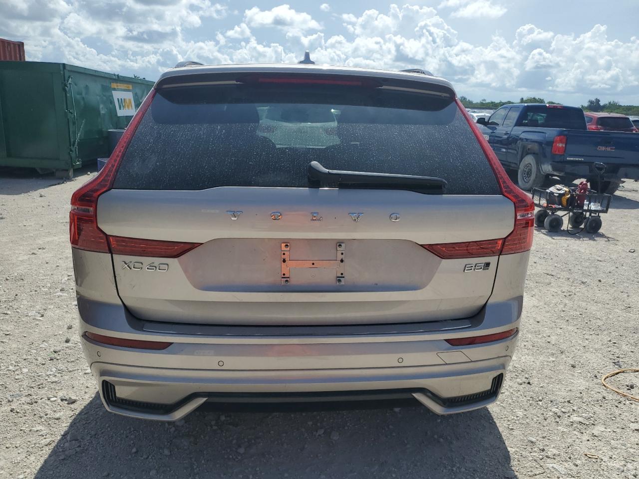 2025 Volvo Xc60 Plus VIN: YV4M12RC7S1073951 Lot: 62683955