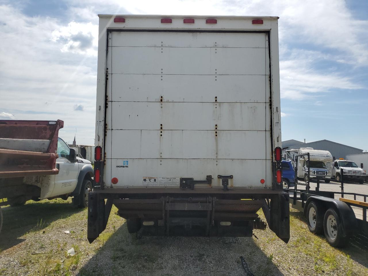 2004 Isuzu Npr VIN: JALC4B14X47000601 Lot: 62440175