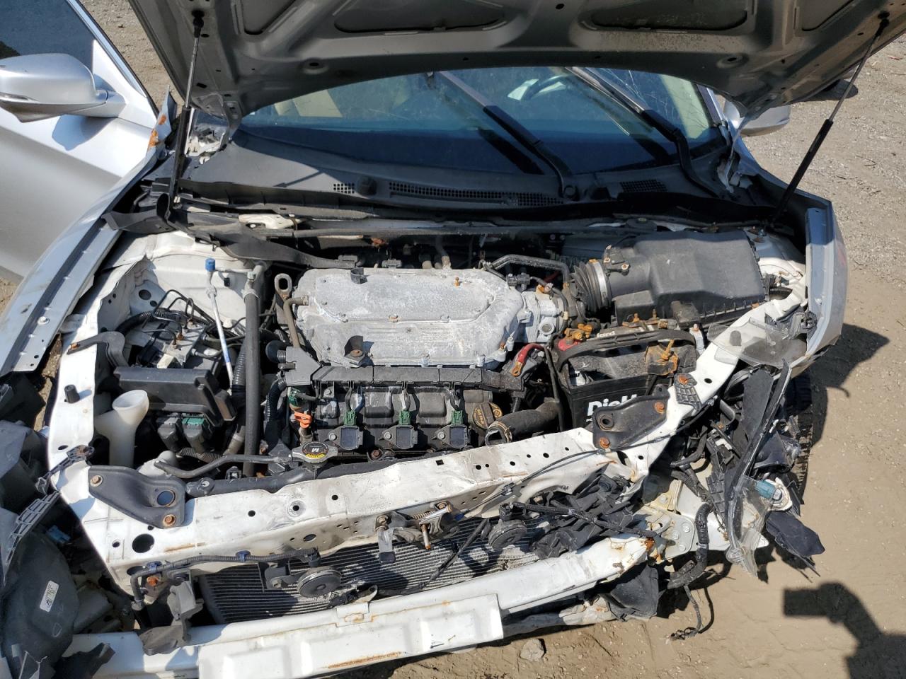 HONDA ACCORD 2013 VIN 1HGCT2B8XDA009826 фото 11