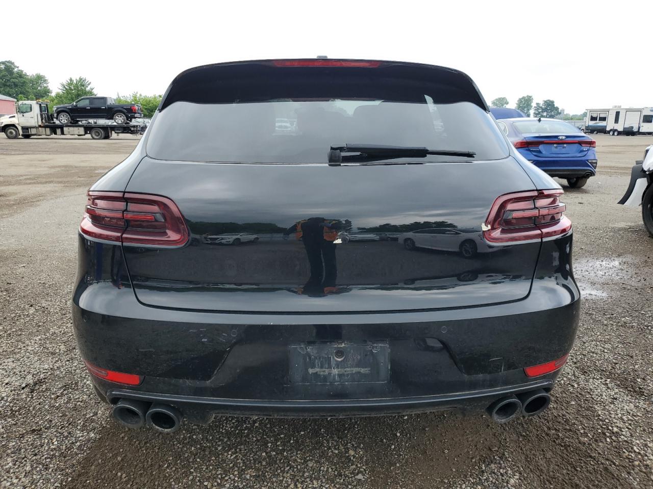 2016 Porsche Macan Turbo VIN: WP1AF2A56GLB93514 Lot: 62673475