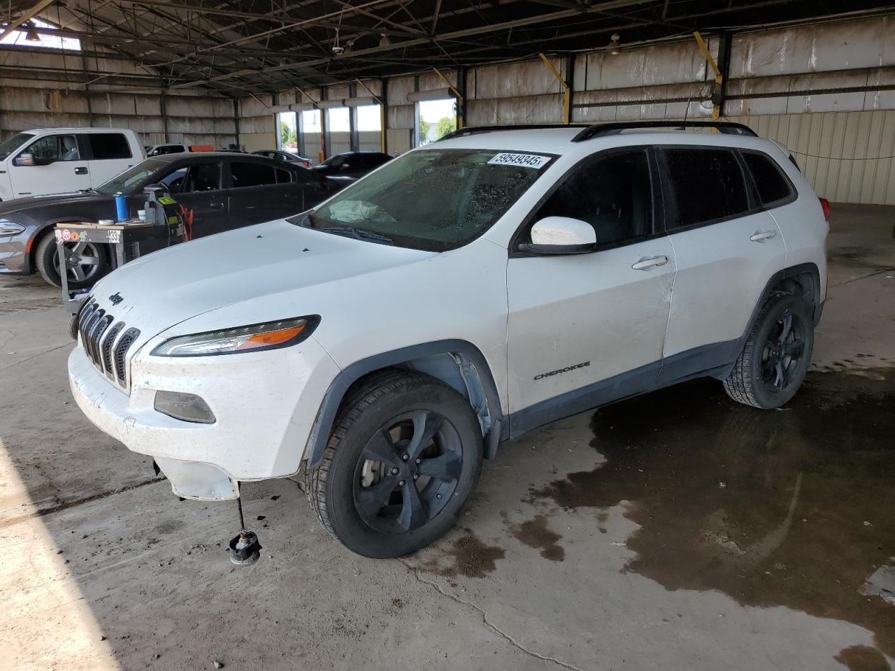 2015 Jeep Cherokee Latitude for Sale in Phoenix, AZ - Front End