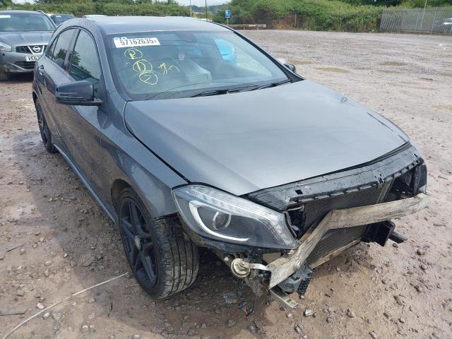 2014 MERCEDES BENZ A180 BLUE-