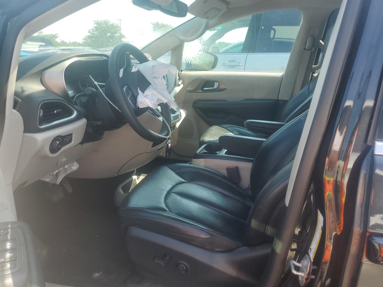 2022 Chrysler Pacifica Touring L VIN: 2C4RC1BG4NR195404 Lot: 57796145