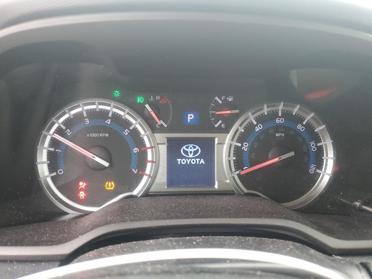 2018 Toyota 4Runner Sr5/Sr5 Premium VIN: JTEBU5JR1J5576543 Lot: 61233805