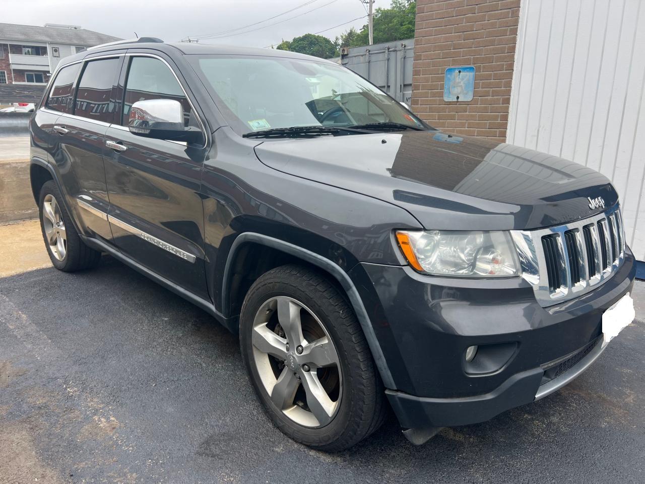 2011 Jeep Grand Cherokee Limited zu verkaufen in North Billerica, MA - Minor Dent/Scratches