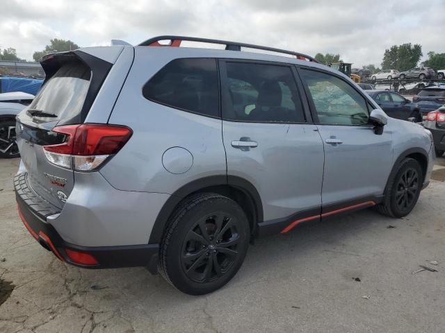  SUBARU FORESTER 2021 Серебристый