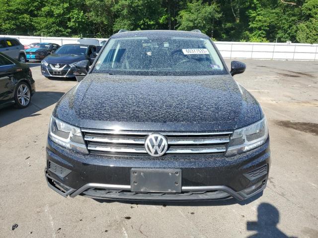 VOLKSWAGEN TIGUAN 2018 Czarny