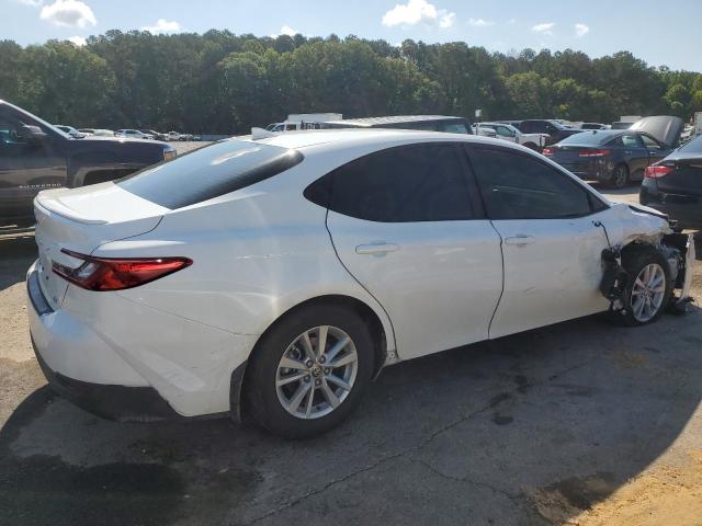  TOYOTA CAMRY 2025 Белы